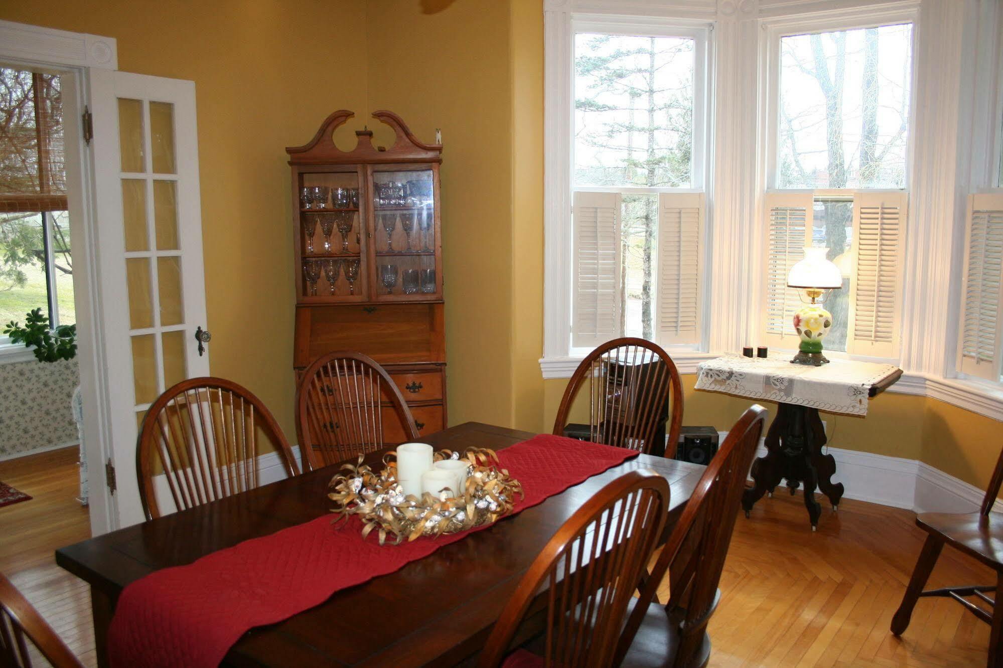 Sackville Bed And Breakfast Buitenkant foto